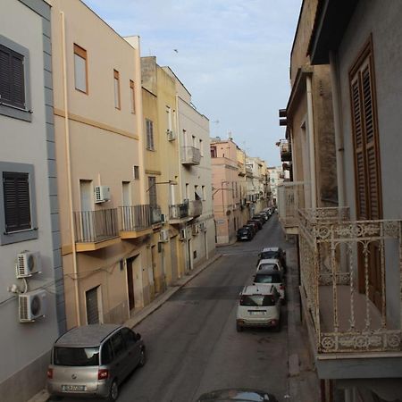 Вілла A Due Passi Dal Centro Мадзара-дель-Валло Екстер'єр фото
